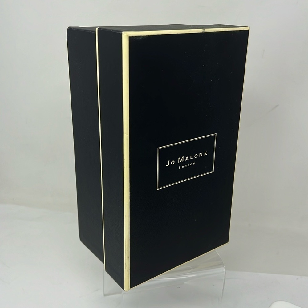 Jo Malone 8.25” x 5” x 3.75” Gift Box w/Tissue